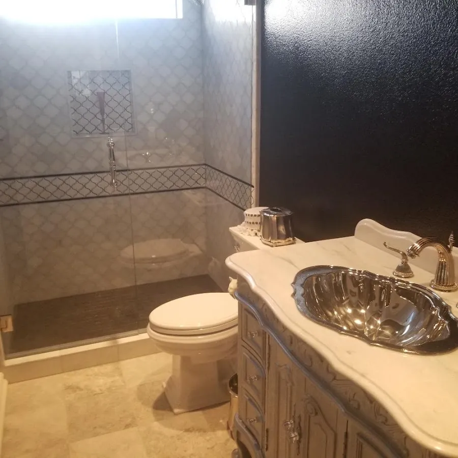 Professional plumbing work and bathroom remodeling in Palm Springs North